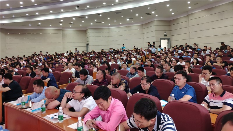 圖為2019年舉辦“高考新政下學(xué)校的挑戰(zhàn)和應(yīng)對研討會”。